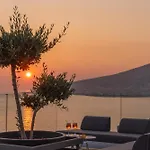 Ξενοδοχείο Glow Boutique &