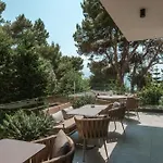 Hotel Glow Boutique & 4*