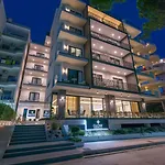 Ξενοδοχείο Glow Boutique & 4*
