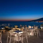 Ξενοδοχείο Glow Boutique &