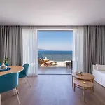 Glow Boutique & 4*