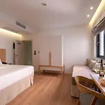 Ξενοδοχείο Glow Boutique & Σαράντα