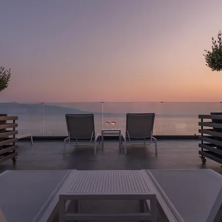 Glow Boutique & 4* Sarande