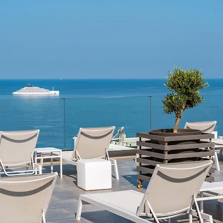 Glow Boutique & 4* Sarande