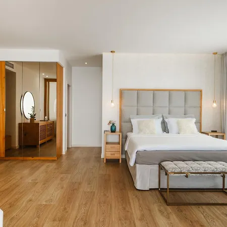Glow Boutique & Hotel