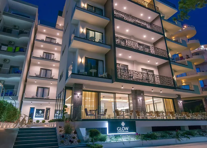 Hotel Glow Boutique & 4*