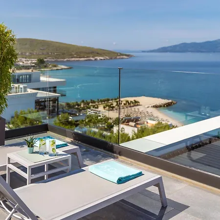 Ξενοδοχείο Glow Boutique & 4*