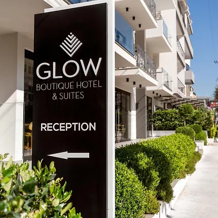 Glow Boutique & 4*