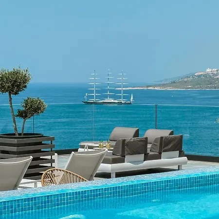 Ξενοδοχείο Glow Boutique & 4*