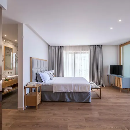 Glow Boutique Hotel&suites 4* Saranda