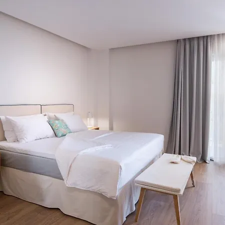 Glow Boutique & Ξενοδοχείο 4*