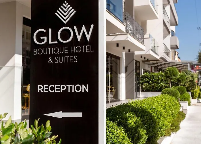 Glow Boutique & 4*