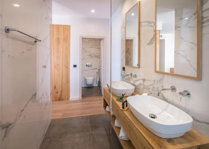 Hotel Glow Boutique & Sarande