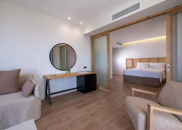 Hotel Glow Boutique & Sarandë