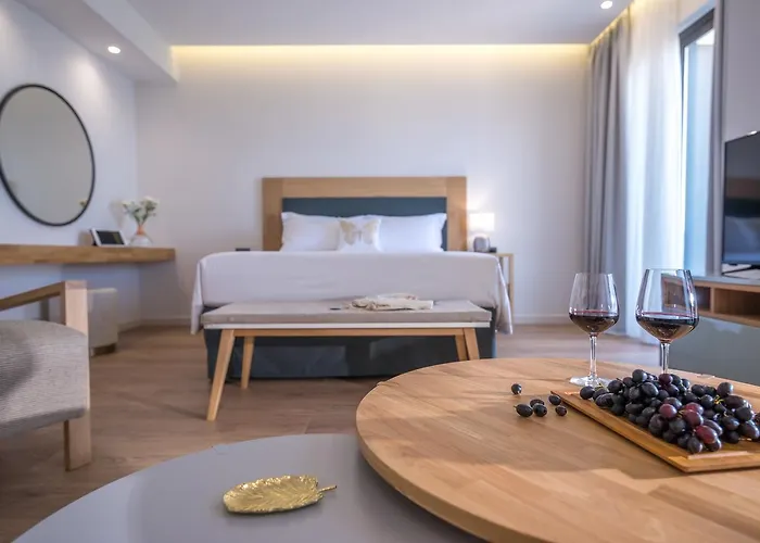 Glow Boutique & Sarandë